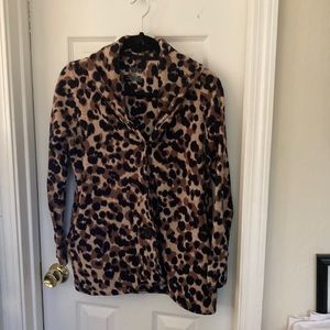 Cuddl Duds size XS leopard print fleece button up top